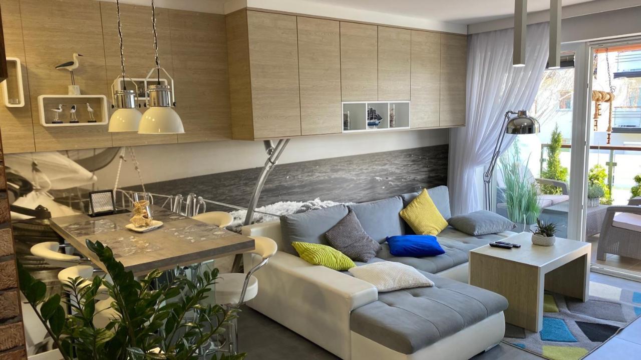 Apartament Svenita Darlowko Esterno foto